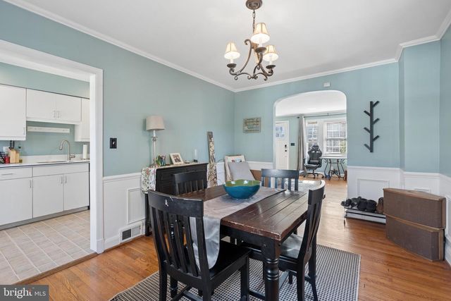 150 HOPKINS RD, Baltimore, MD 21212