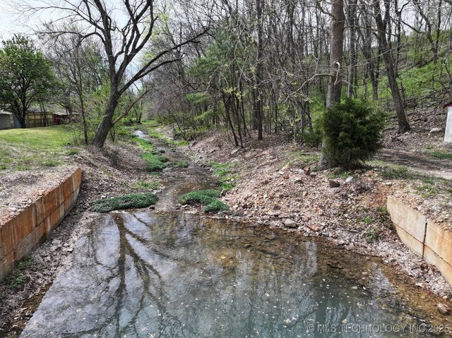 58310 County Road 520, Rose, OK 74364