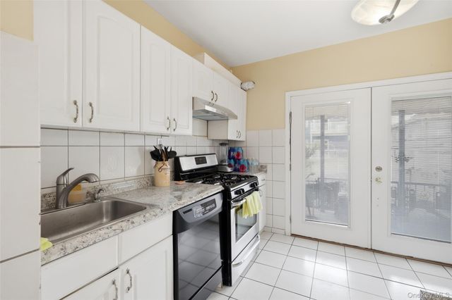 140 E Pine Street, Long Beach, NY 11561