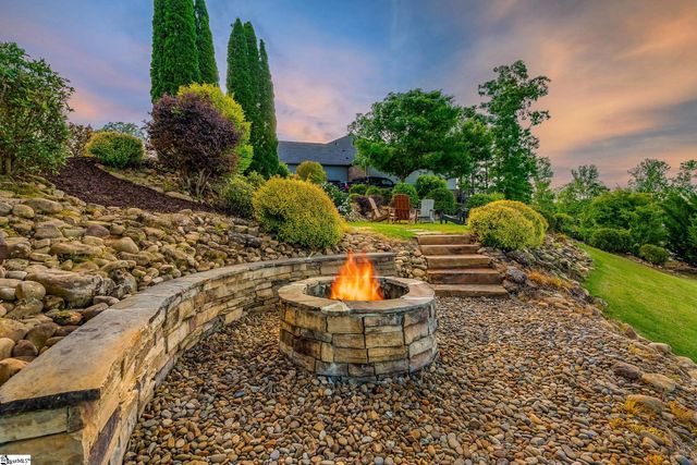 340 Montalcino Way, Simpsonville, SC 29681