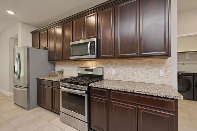 2948 Twin Cove Court, Conroe, TX 77301