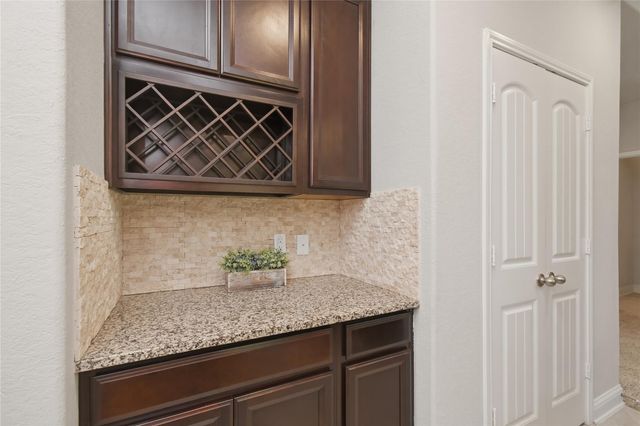 2948 Twin Cove Court, Conroe, TX 77301