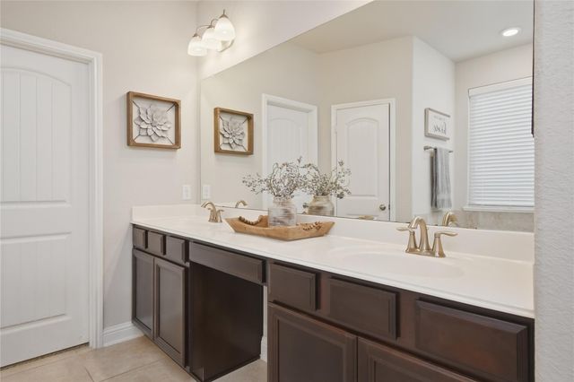 2948 Twin Cove Court, Conroe, TX 77301
