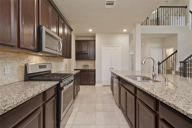 2948 Twin Cove Court, Conroe, TX 77301