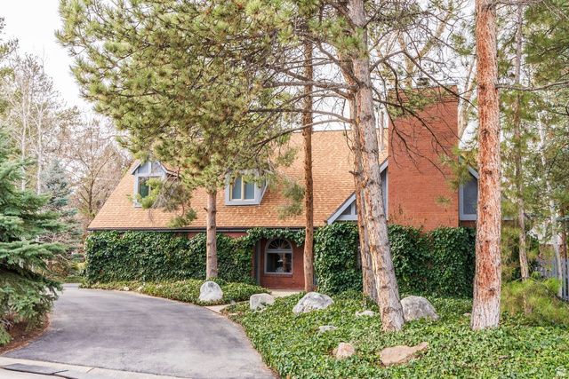 1908 E BAYWOOD DR, Salt Lake City, UT 84117