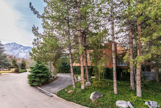 1908 E BAYWOOD DR, Salt Lake City, UT 84117