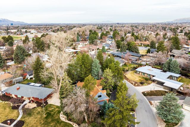 1908 E BAYWOOD DR, Salt Lake City, UT 84117