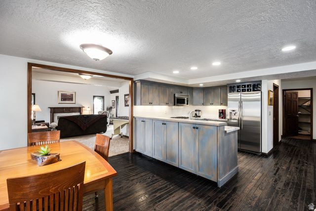 1908 E BAYWOOD DR, Salt Lake City, UT 84117