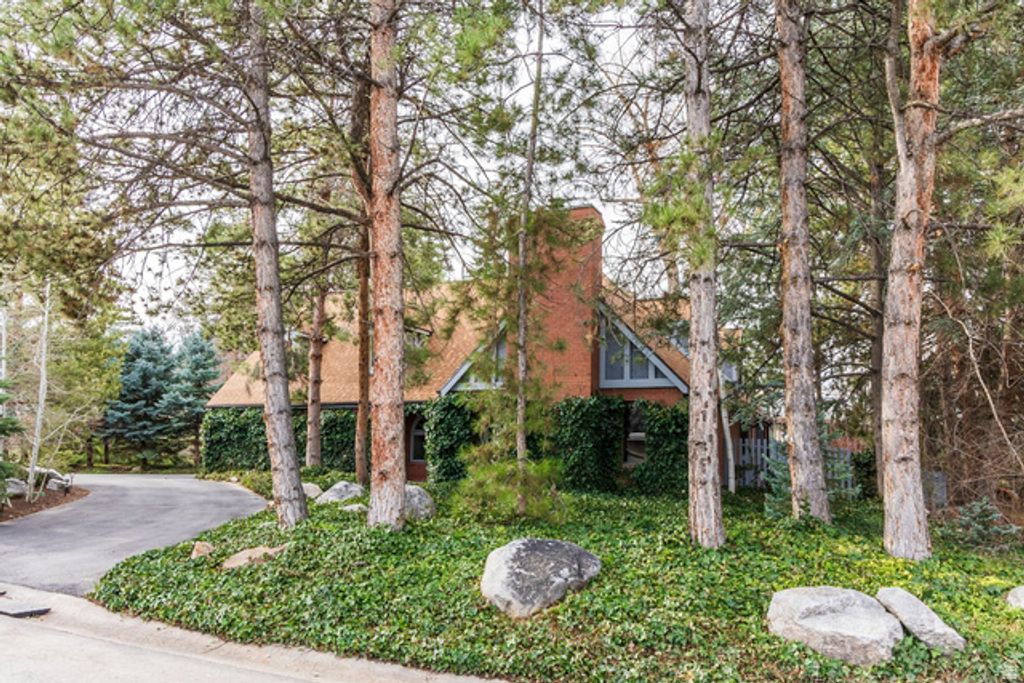 1908 E BAYWOOD DR, Salt Lake City, UT 84117