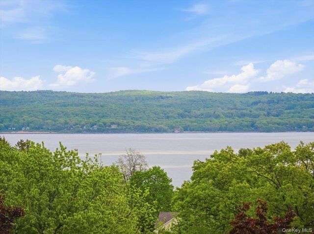 401 Centre Avenue, Nyack, NY 10960