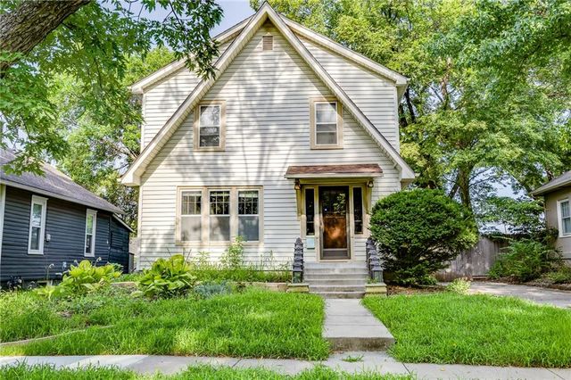 1807 Alabama Street, Lawrence, KS 66044