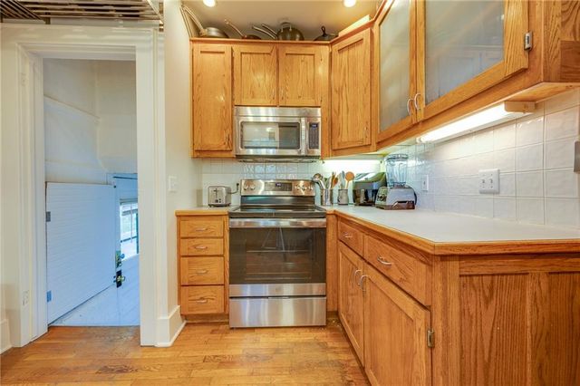 1807 Alabama Street, Lawrence, KS 66044