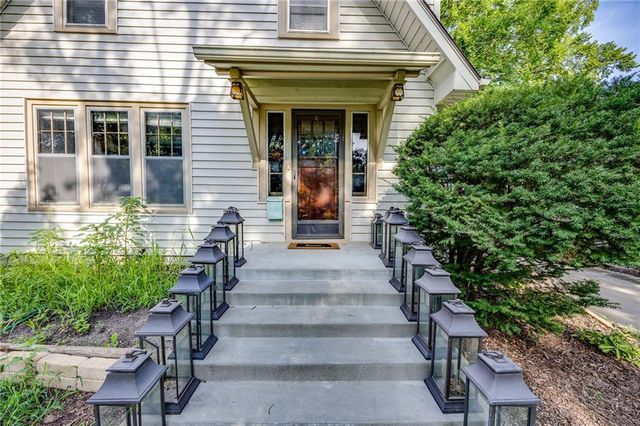 1807 Alabama Street, Lawrence, KS 66044