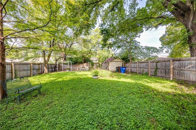 1807 Alabama Street, Lawrence, KS 66044