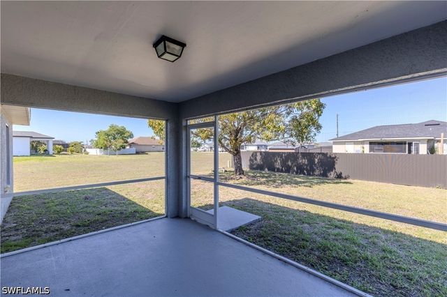 2904 NW 5th PL, Cape Coral, FL 33993