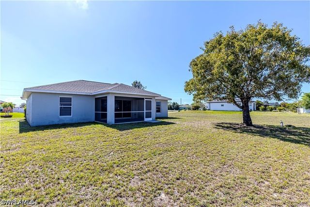 2904 NW 5th PL, Cape Coral, FL 33993