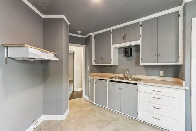 1209 Walton AVENUE, Racine, WI 53402