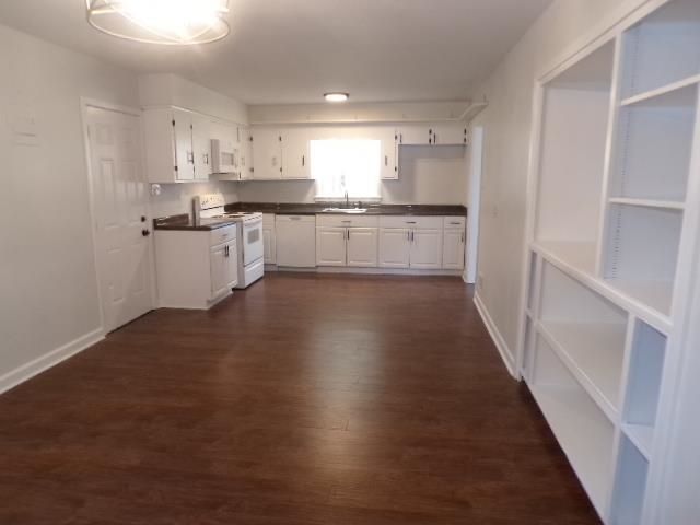 530 Patch Dr, Spartanburg, SC 29302