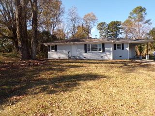 530 Patch Dr, Spartanburg, SC 29302