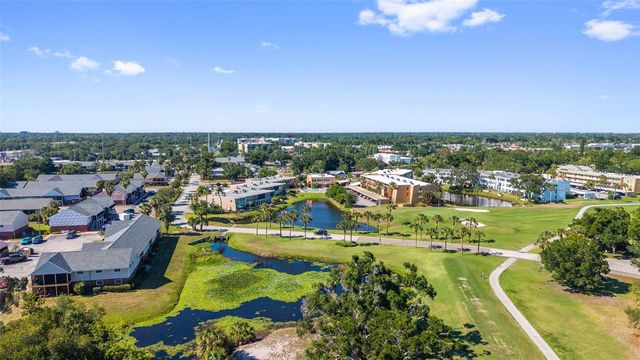 225 COUNTRY CLUB DRIVE B221, Largo, FL 33771