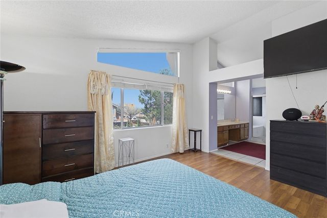 3329 Rollingridge Avenue, Palmdale, CA 93550