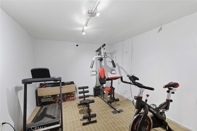 3329 Rollingridge Avenue, Palmdale, CA 93550