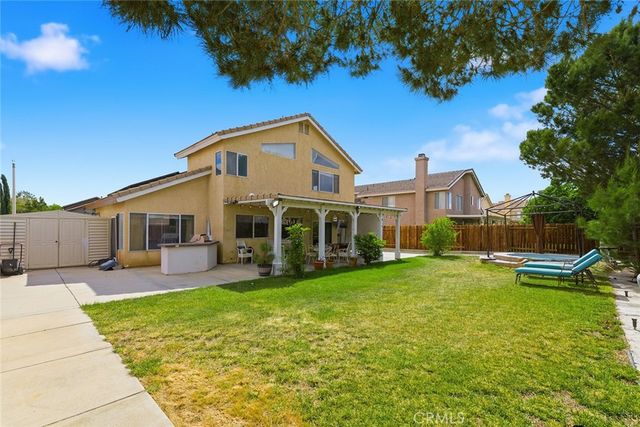 3329 Rollingridge Avenue, Palmdale, CA 93550