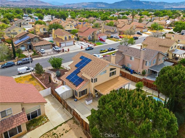 3329 Rollingridge Avenue, Palmdale, CA 93550