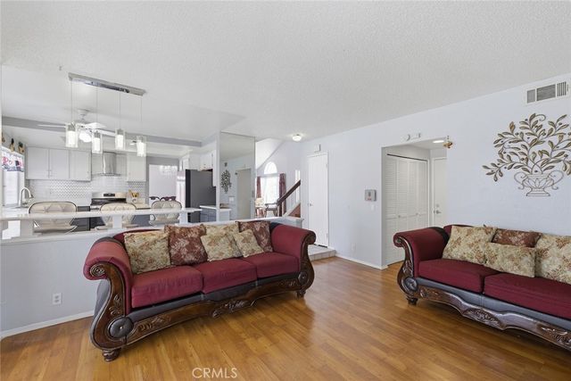 3329 Rollingridge Avenue, Palmdale, CA 93550