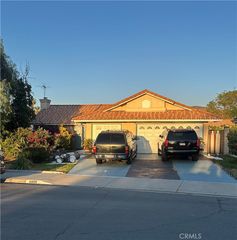 16800 Lake Victoria, Moreno Valley, CA 92551