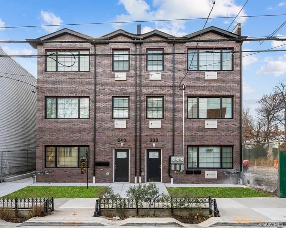 238 Wyona Street 2, Brooklyn, NY 11207