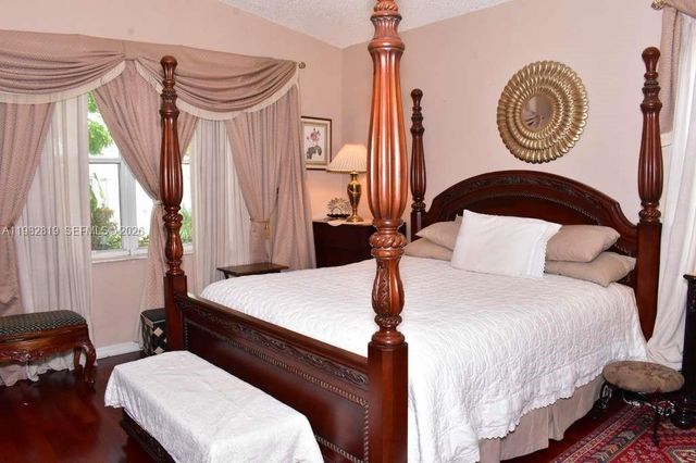 16319 SW 11th Street, Pembroke Pines, FL 33027