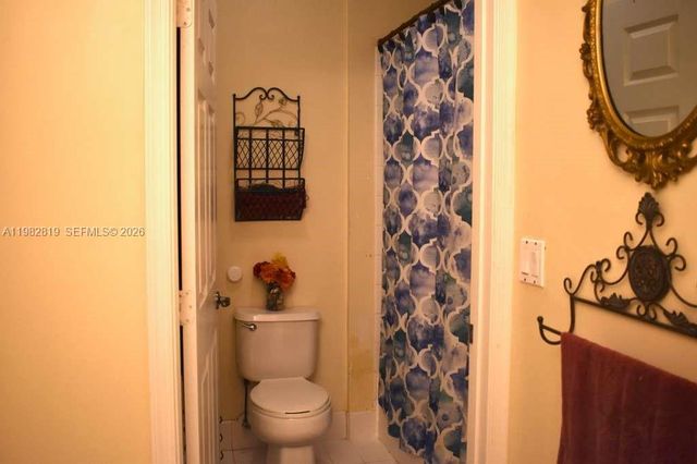 16319 SW 11th Street, Pembroke Pines, FL 33027