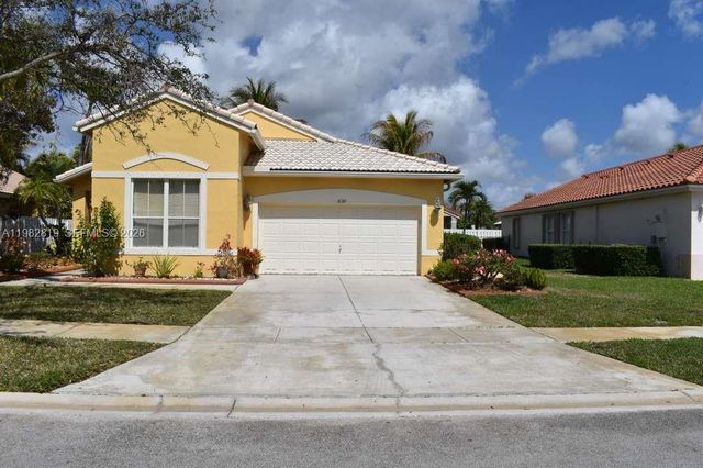 16319 SW 11th Street, Pembroke Pines, FL 33027