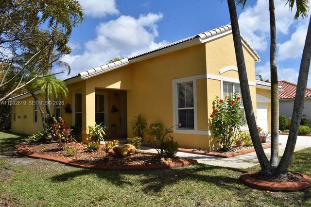 16319 SW 11th Street, Pembroke Pines, FL 33027
