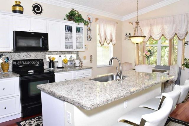 16319 SW 11th Street, Pembroke Pines, FL 33027