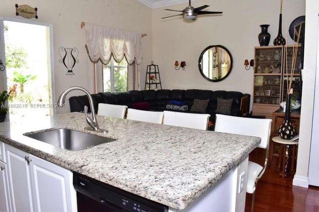 16319 SW 11th Street, Pembroke Pines, FL 33027