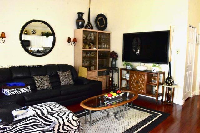 16319 SW 11th Street, Pembroke Pines, FL 33027