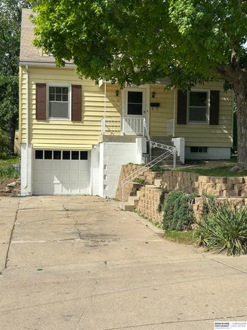 6006 Parker Street, Omaha, NE 68104