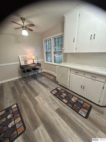 6006 Parker Street, Omaha, NE 68104
