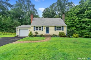 23 Cedar Road, Clinton, CT 06413