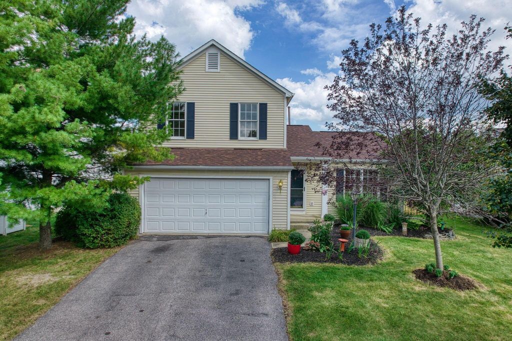 182 Overtrick Drive, Delaware, OH 43015
