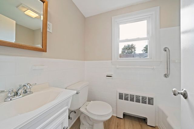 29 Thayer Cir, Randolph, MA 02368