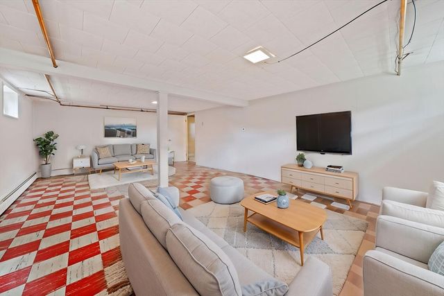 29 Thayer Cir, Randolph, MA 02368
