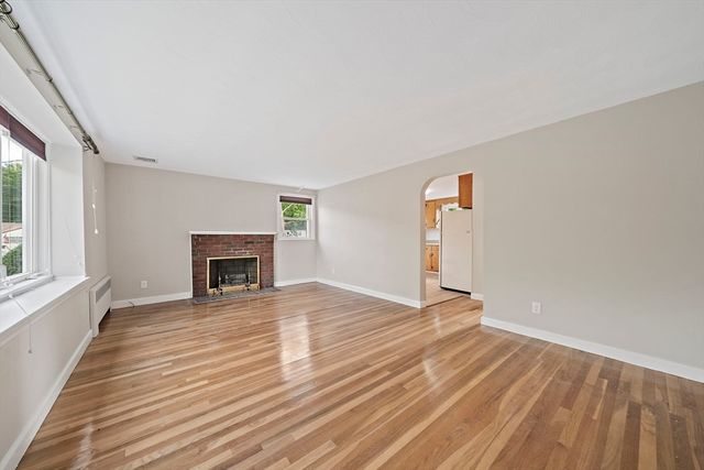 29 Thayer Cir, Randolph, MA 02368