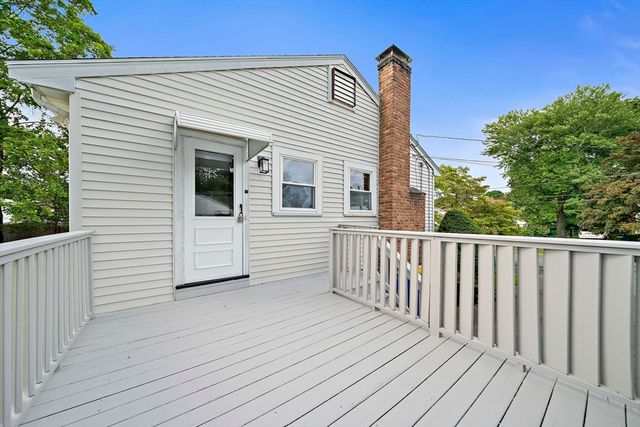 29 Thayer Cir, Randolph, MA 02368