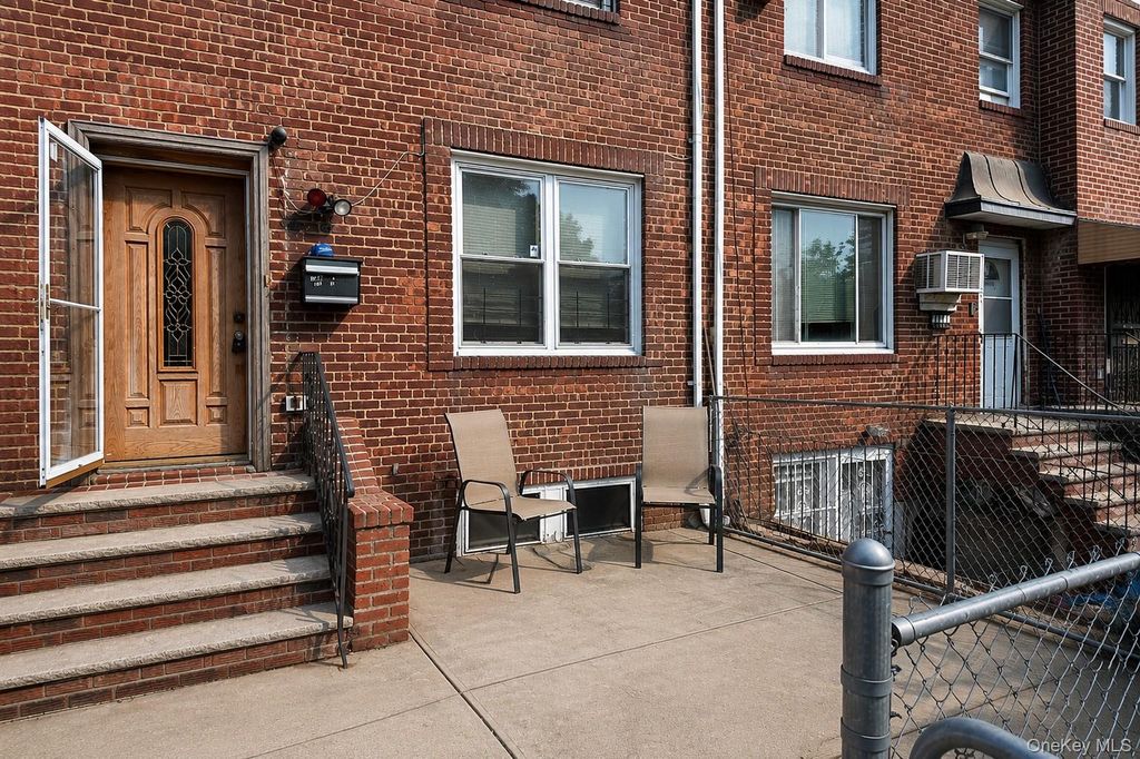 144-37 73rd Avenue, Flushing, NY 11367 — photo 2