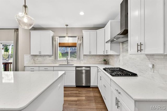 415 Filipp Lane, Lake St Louis, MO 63367