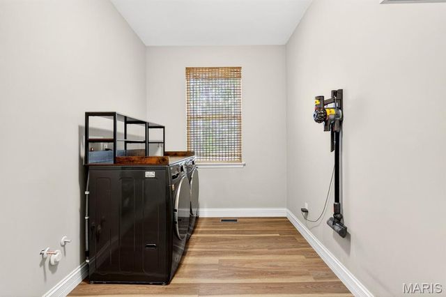 415 Filipp Lane, Lake St Louis, MO 63367