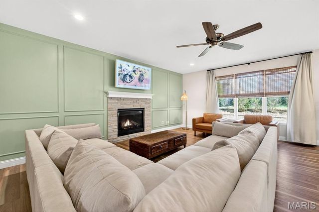 415 Filipp Lane, Lake St Louis, MO 63367